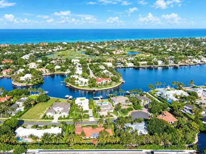 Captains Key waterfront North Palm Beach